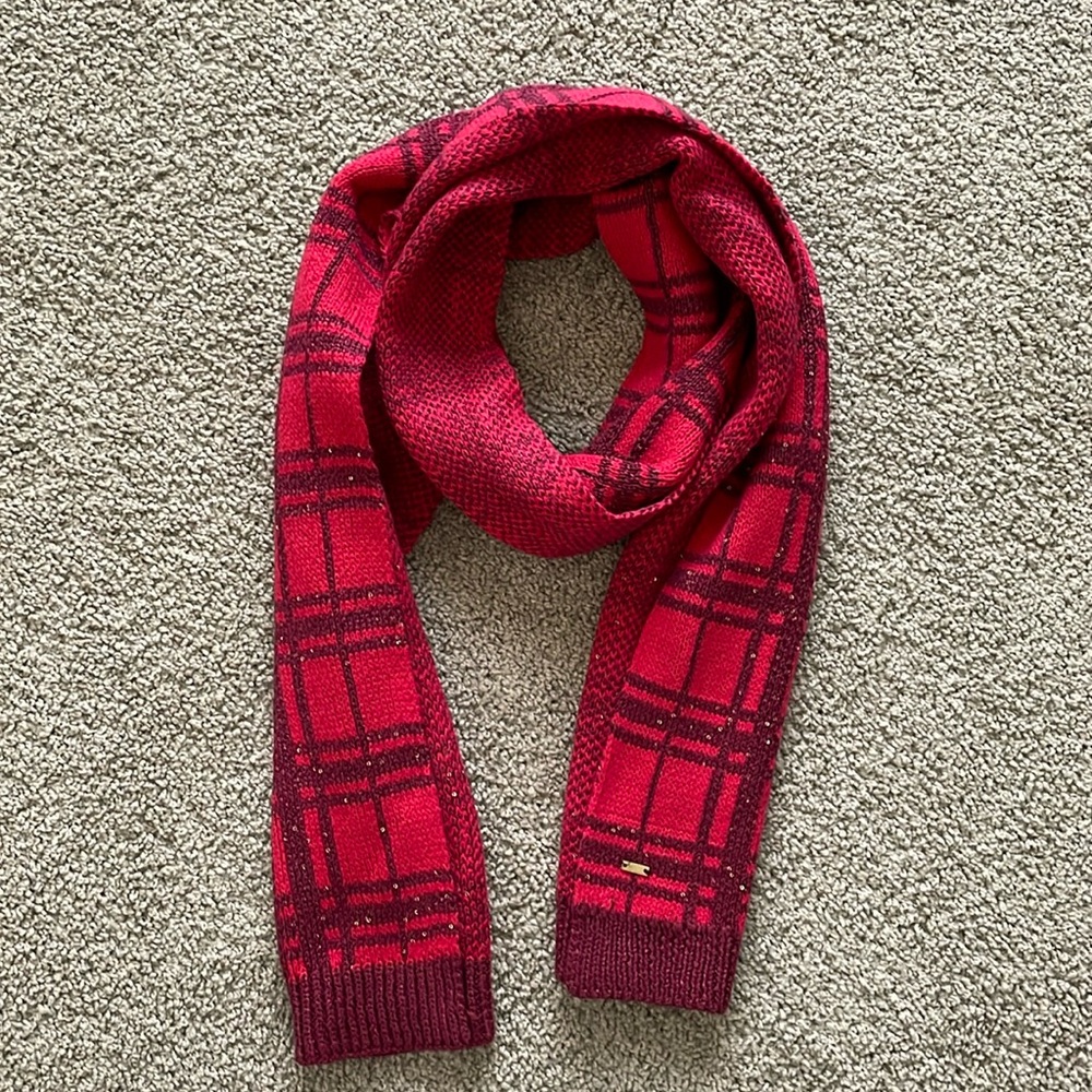 Tommy Hilfiger women’s scarf